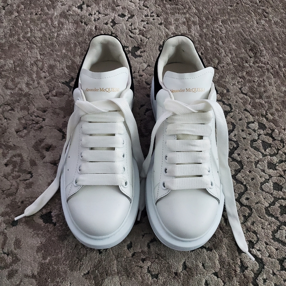 Alexander McQueen Women's Oversized Suede Heel Detail Sneakers 37 - Picture 7 of 12